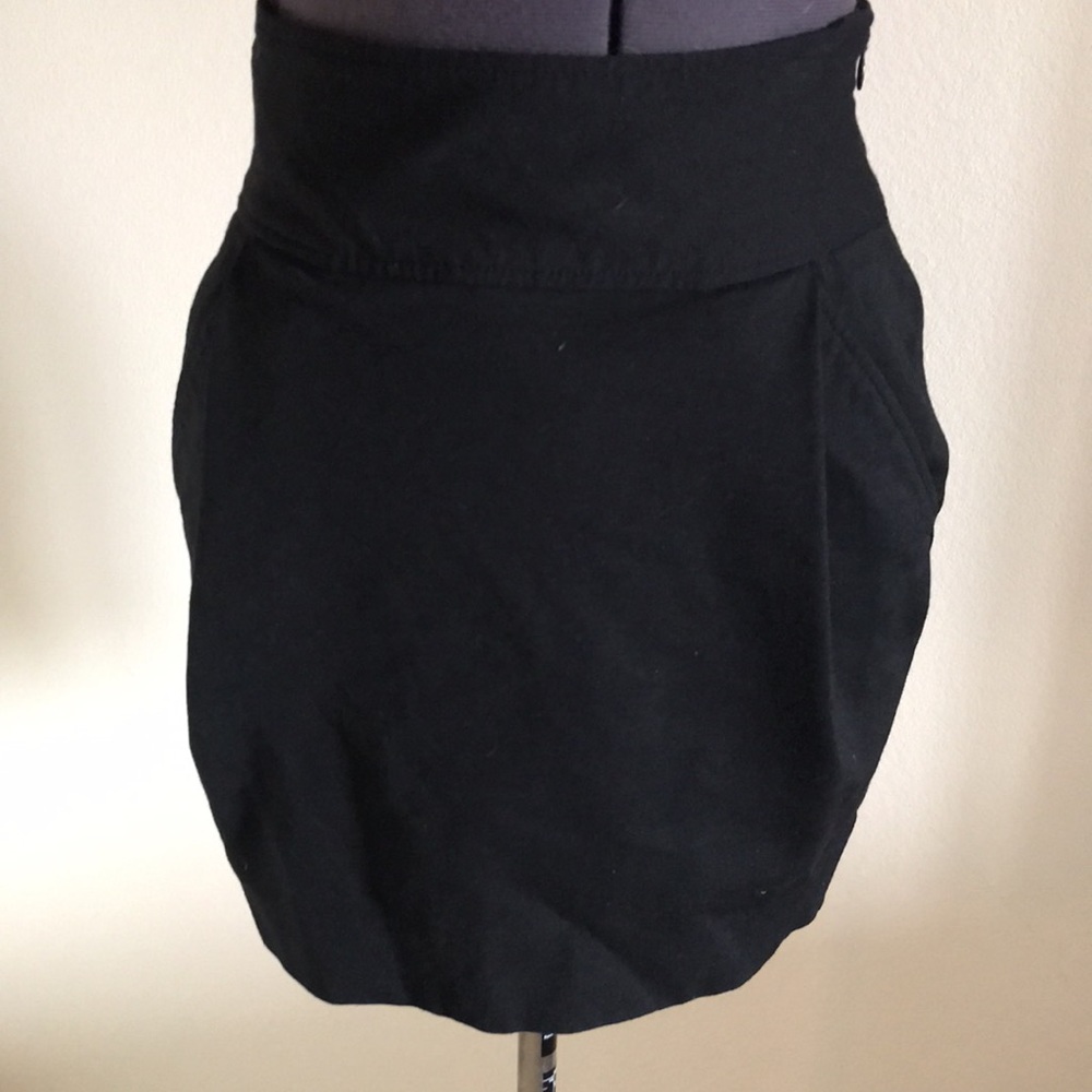 Classic Banana  Republic Black Skirt 4
